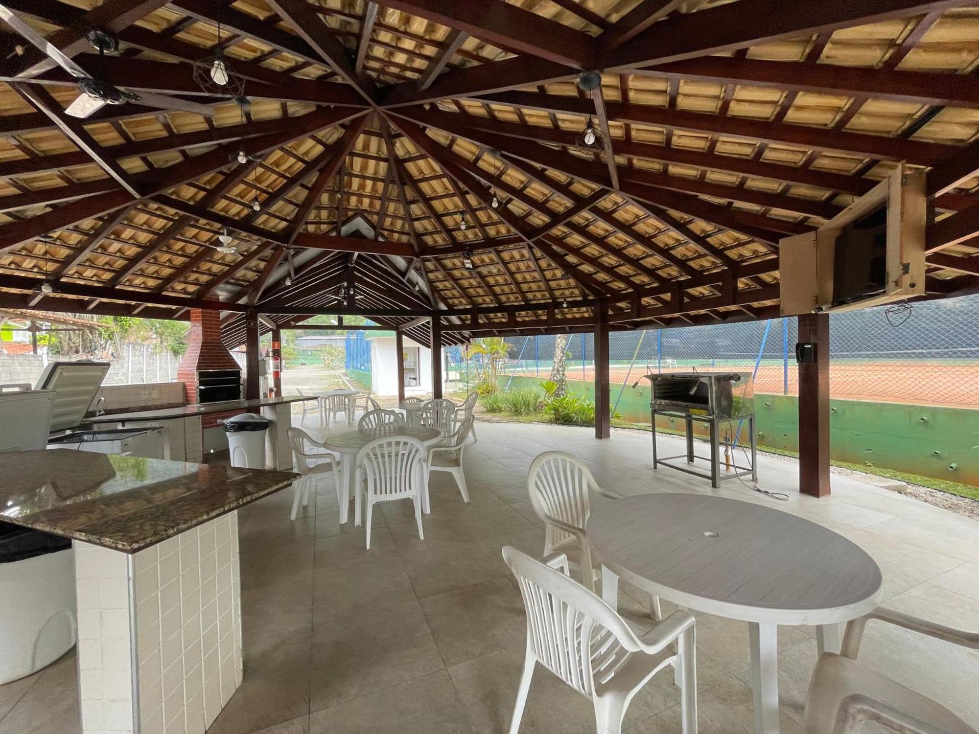 Condominio Wembley Tenis Praia Das Toninhas J406 Ubatuba Esterno foto