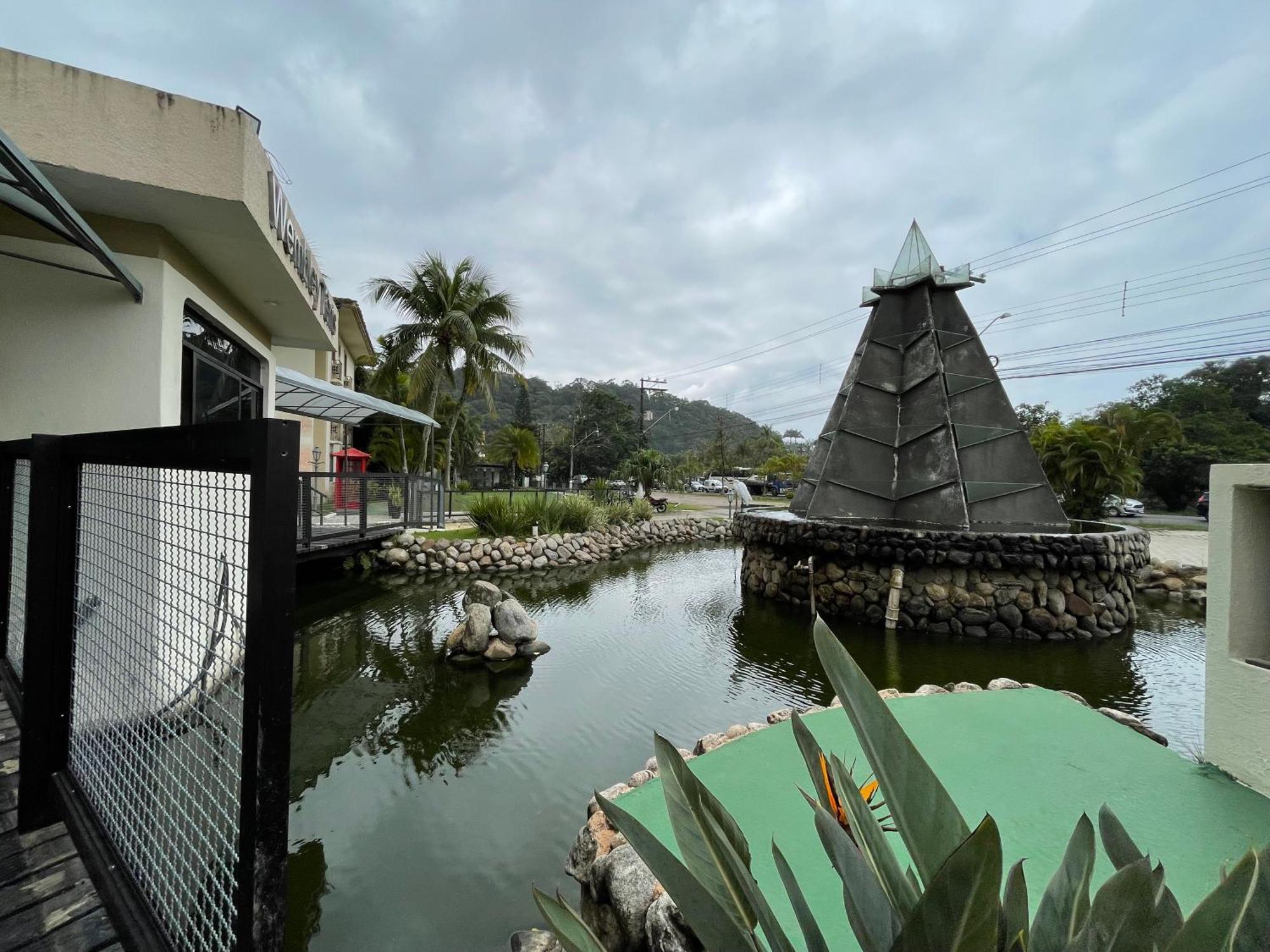Condominio Wembley Tenis Praia Das Toninhas J406 Ubatuba Esterno foto